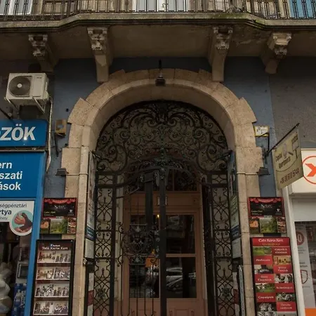 Location - Grand Boulevard Apartman *